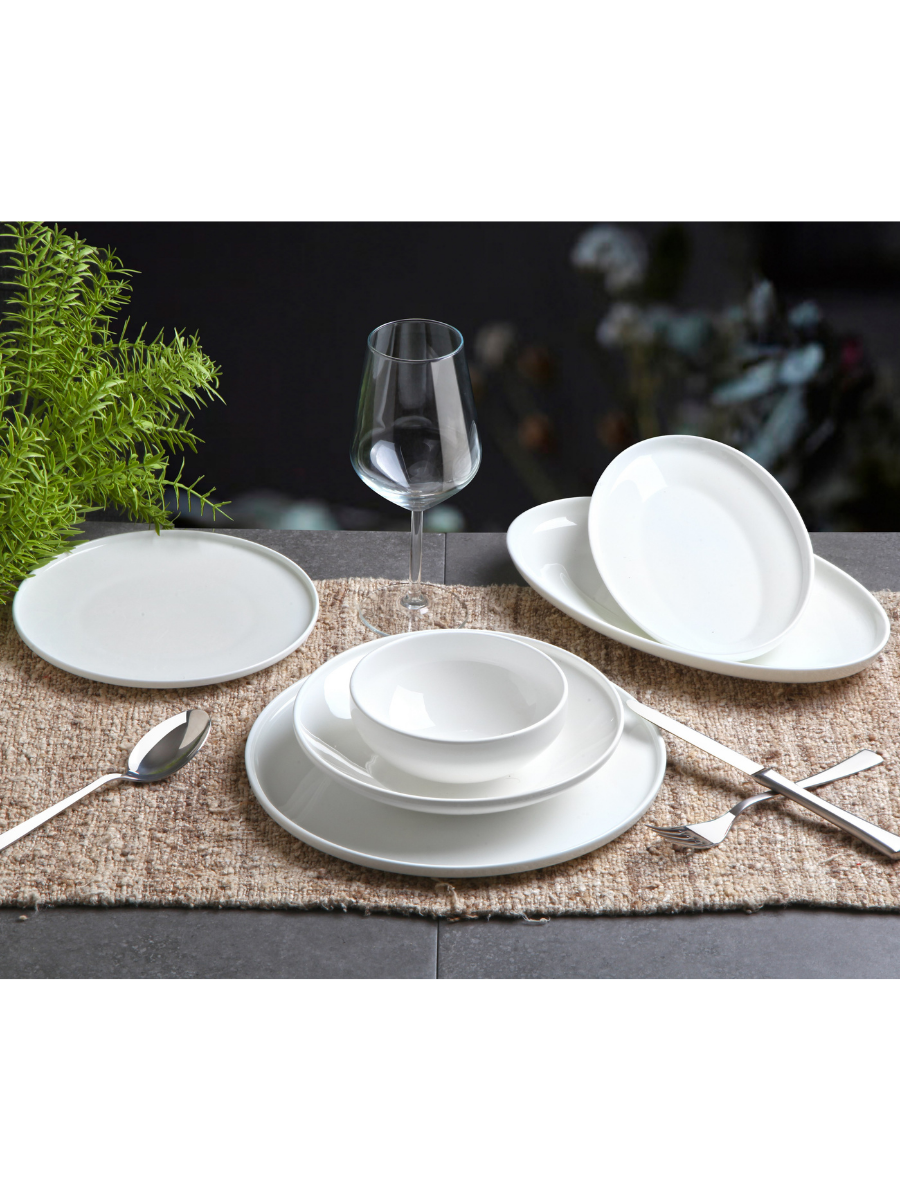 Yirmi Altı Parça Porselen Sade Yemek Takımı Bone China G3163 resmi